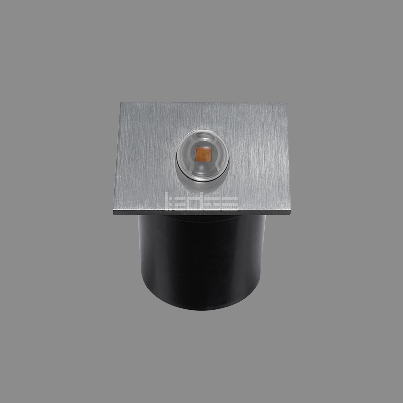 PIPER Series | Đèn âm tường BCT132V vuông 3 PIPER Series | Đèn âm tường BCT132V vuông