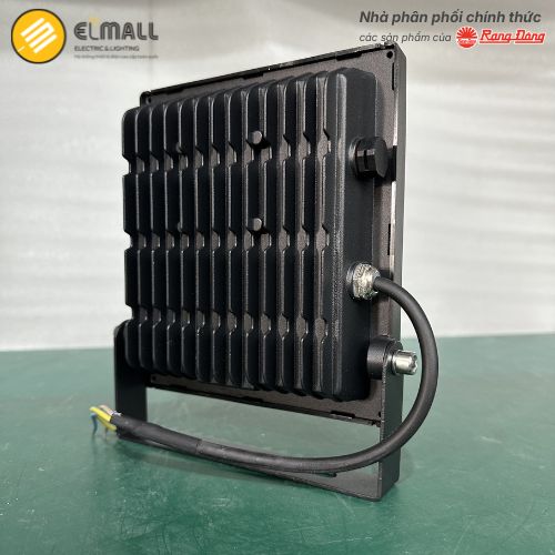 Mặt bên đèn pha LED 30W Rạng Đông