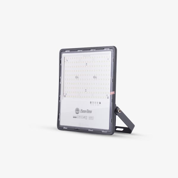 Đèn LED pha năng lượng mặt trời Rạng Đông CP03 sl RAD 400W V2 góc nghieng 1