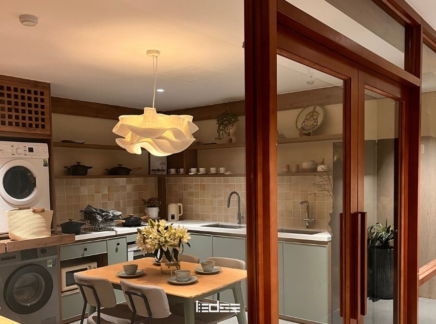 ledee-thiet-ke-chieu-sang-nha-o-kinh-doanh